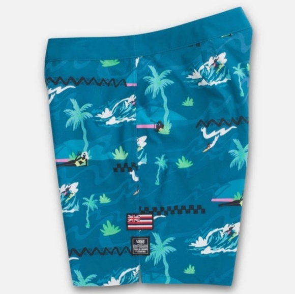 Vans VTCS 2022 Board Shorts *NWT* - Picture 3 of 9